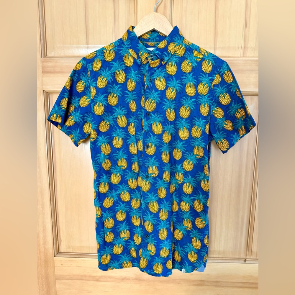Sovereign Code Blue and Yellow Pineapple Print Shirt